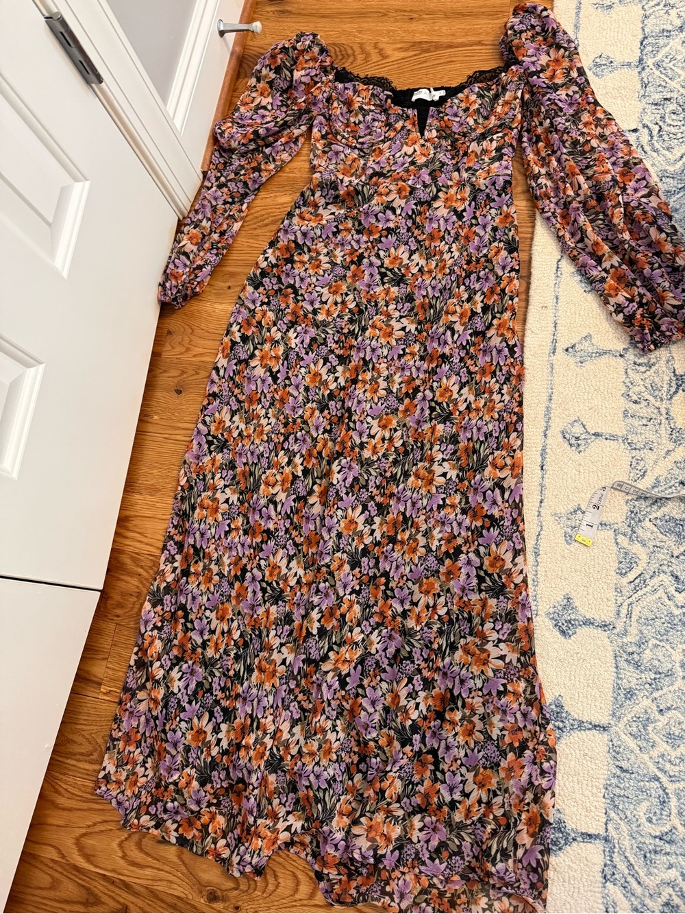 ASTR the label Sylvie Floral Maxi Dress Size Medium - Picture 7 of 14